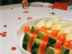 -醉辉皇上海之巅(上海中心大厦店)