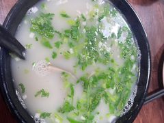 -万红路羊汤烧饼店(将台路店)
