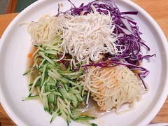 鸡丝凉面-诚铭记·虾仁汤包·成都小吃(融创店)