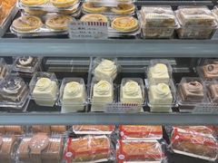 -红宝石·鲜奶小方·海派西点房(南丹店)