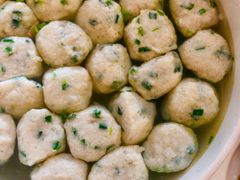 -喜乐餐厅•灯笼虾球首创者•本地小海鲜(二马路店)