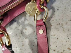 -莱靓奢侈品洗护改衣店(新世界百货崇文店)