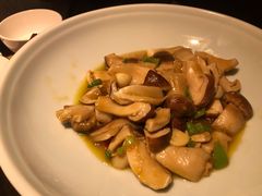 -渝信川菜 · 川味家常菜(长安店)