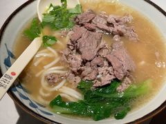 -鑫花溪牛肉米粉(凤凰街创始总店)