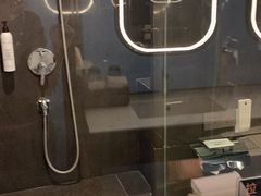 -成都万达颐华酒店