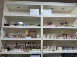 -富丽美堂纹绣美甲皮肤管理