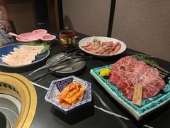 -山川小町·极番烧肉(新地假日广场店)