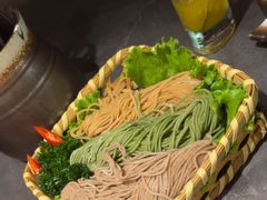 -湊湊火锅·茶憩(杭州湖滨银泰in77店)
