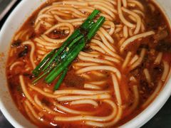 小锅米线-云海肴·汽锅鸡·云南菜(高德置地店)