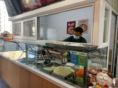 自助取餐区-筋饼豆腐脑一绝