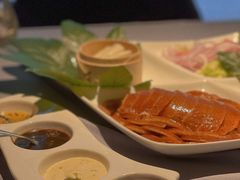 梧桐四味烤鸭-梧桐北京烤鸭·铜锅涮肉(海岸城店)