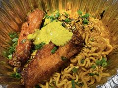 甜辣鸡翅星洲面-碌碌发·东南亚风味烧烤档(体育西店)