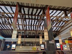-阿瓦山寨·湘菜现炒·剁椒鱼头王(咸阳总店)
