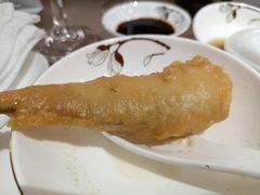 香酥黄鱼配苔虾-鹰龙海畔度假酒店(咸祥店)