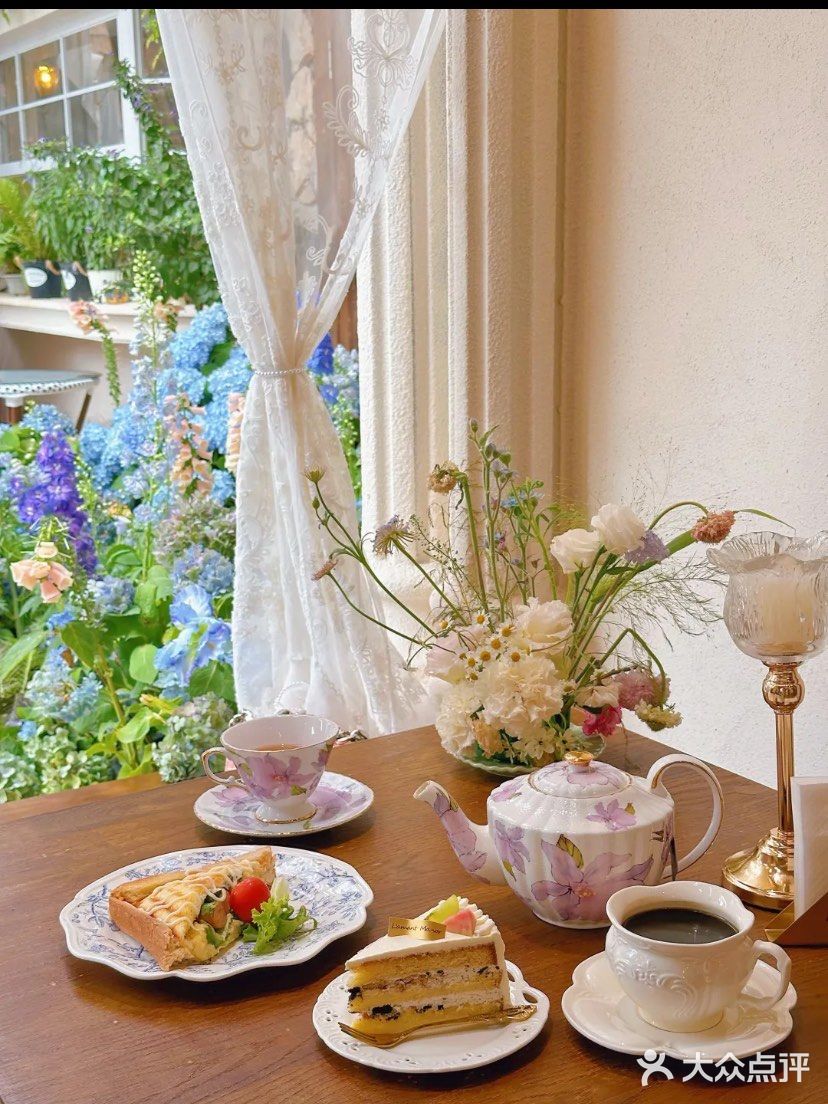 [加油]天呐‼️这简直是爱丽丝梦游仙境