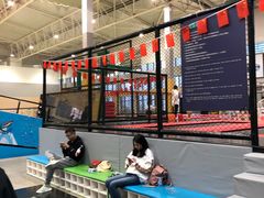 -莱茵体育生活馆