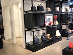 -MCM(比斯特上海购物村店)
