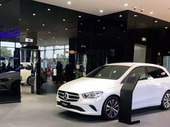 -奔驰上海利星(七宝店)