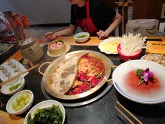 -潮火锅·麻辣牛肉火锅(观音桥方圆·LIVE店)