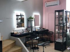 -ME觅妆·定制美妆·彩妆私教(菱角湖店)