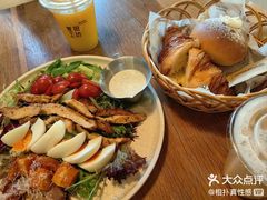 -麦田工坊(月湖店)