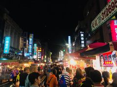 -六合夜市