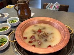 -阿婆情腊排骨火锅·野生菌季(古城旗舰店)