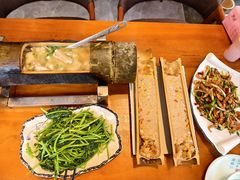 -梁姐啤酒鱼(兴坪古镇店)