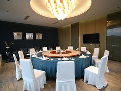 -华凌山庄·隐湖栖