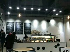 -HELLO 27 意面·沙拉·帕尼尼