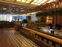 自助取餐区-食百绚全日制餐厅(成都棕榈泉费尔蒙酒店)