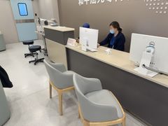 -上海大学附属上海和平眼科医院