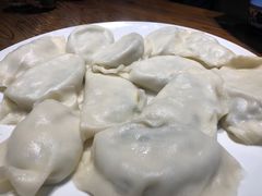 -方国老头包子·39年威海本地老字号•小船海鲜疙瘩汤