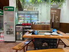大堂-三里屯土灶炖公鸡地锅鸡(江东店)