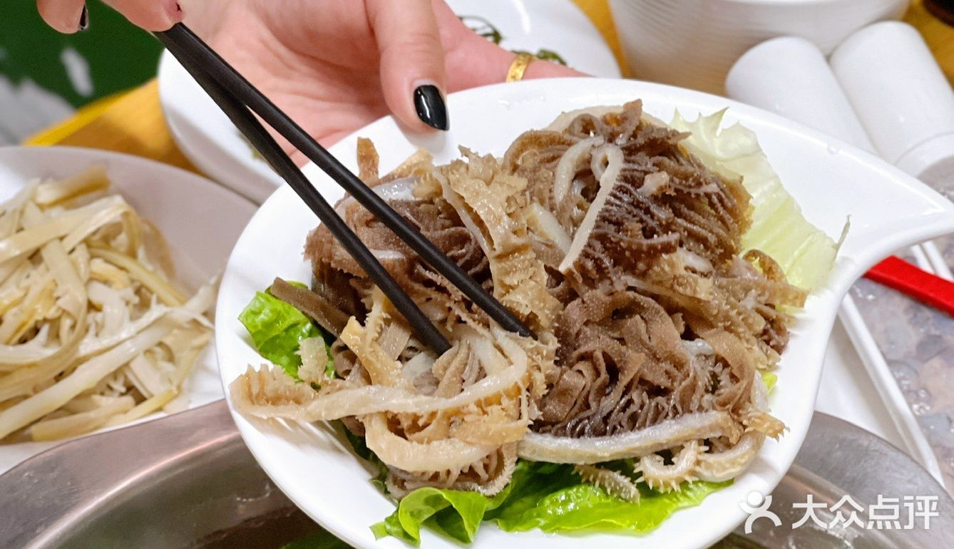 要知道！鲜牛肉火锅我只认这家！ 