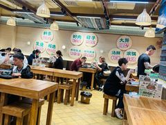 -云阿蛮云南生烫牛肉米线(奉贤路店)