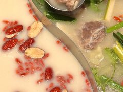 -捞王锅物料理(上海世茂广场店)