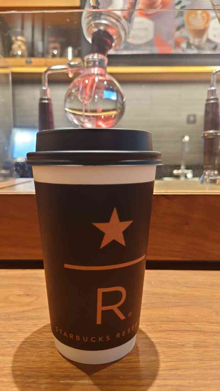 星巴克臻选(北京西单大悦城二店)-"一直惦记着微信里有一个星巴克的代