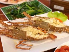 -拉威海鲜市场