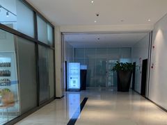 -无界眼镜MaxLess(滨江星光大道店)