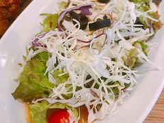 沙拉-Myth猪蹄(明洞店)