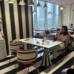 -奈尔宝·儿童乐园·亲子餐厅(前滩店)