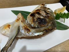 盐烤三文鱼头-东京屋(武定路店)