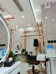 -Meng Lang 梦郎白金店