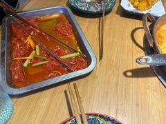 -洱火云南酸菜牛肉火锅(石景山当代商城店)