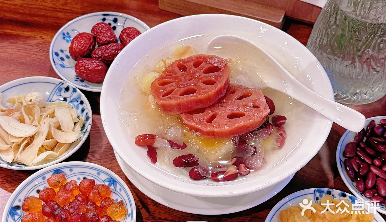 就是这家甜汤！吃完还🉐兜着走！！
