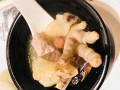 -新大咀港式茶餐厅(宝山万达店)