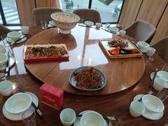 -有红鸡毛店·川菜(建设路店)