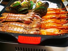 -鞍山大白鲨美食酒店