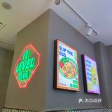 这里有熊[呲牙]